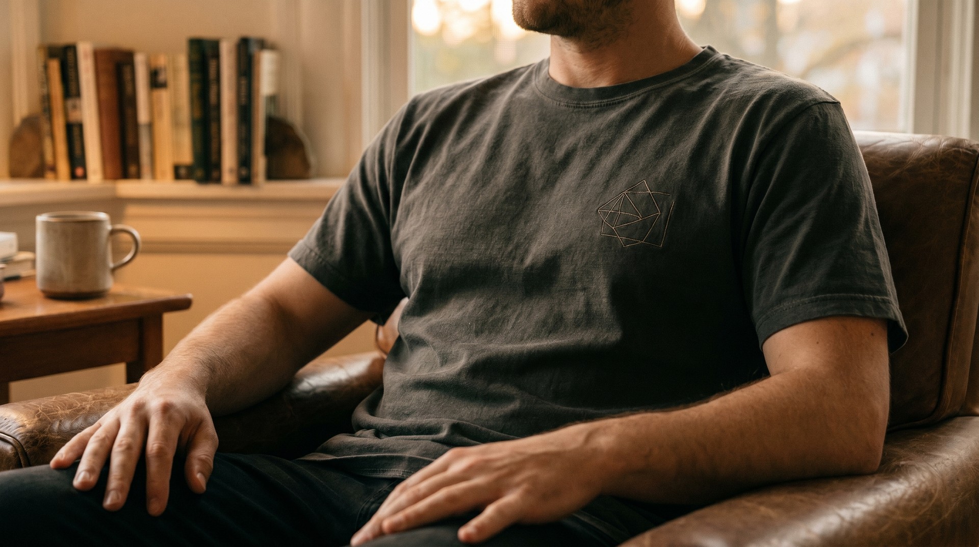 Personalisiertes Geschenk für Männer mit individuellem KI-T-Shirt Design