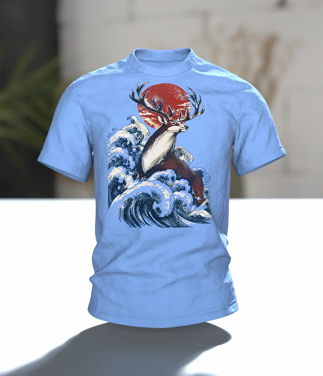 Majestätisches Rentier Holzschnitt T-Shirt: Japanischer Stil, Im Raum
