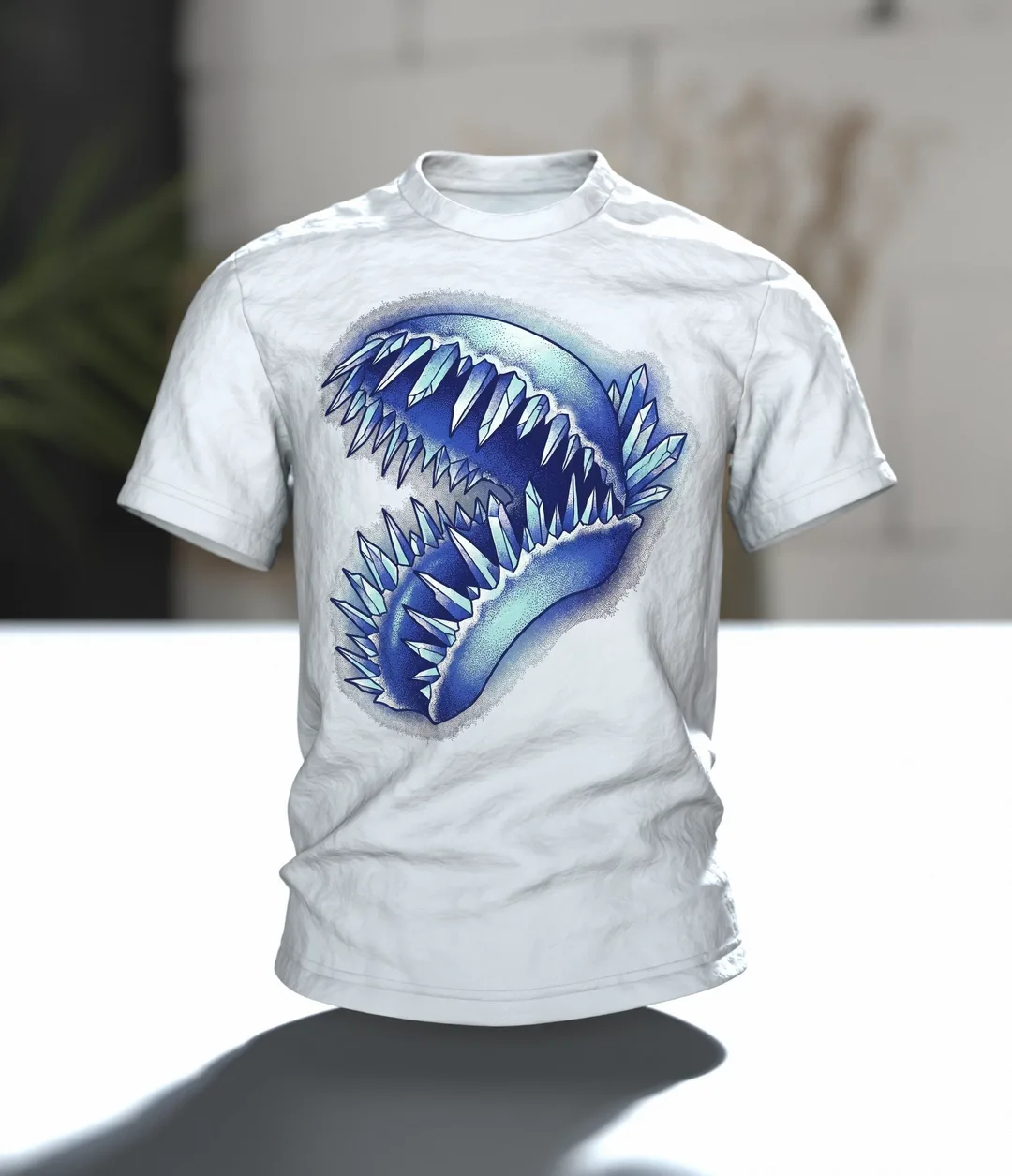 Venusfliegenfalle Kristall T-Shirt, Dotwork-Karnivore mit Eiszähnen und Mineralbeet, Im Raum