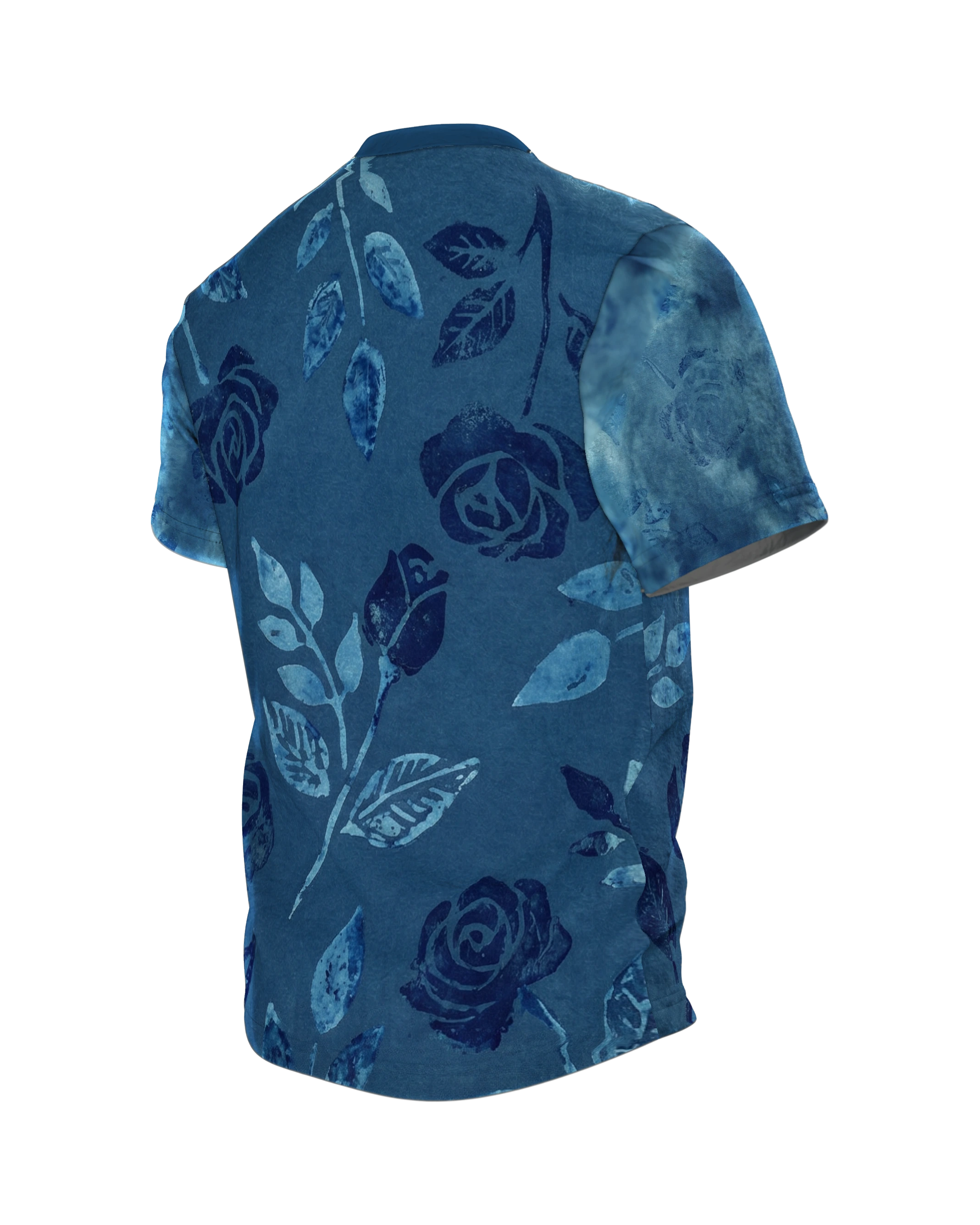 Indigo Wallpaper Tile T-Shirt, Rosen im Handblockdruck-Stil auf Jeansblau, Rückseite schräg links