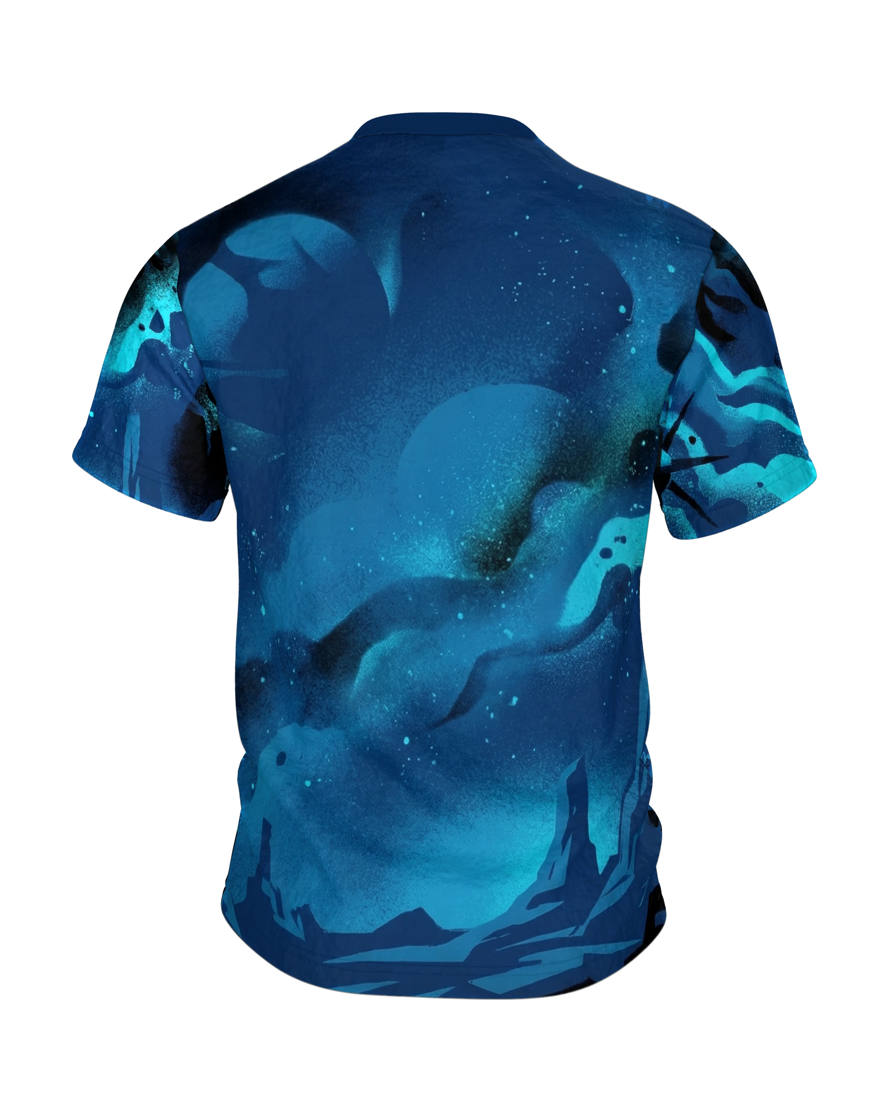 Astronaut Nebel T-Shirt, Raumfahrer auf der Felskante vor gesprühtem Spiralnebel in Marineblau und Türkis, Rückseite