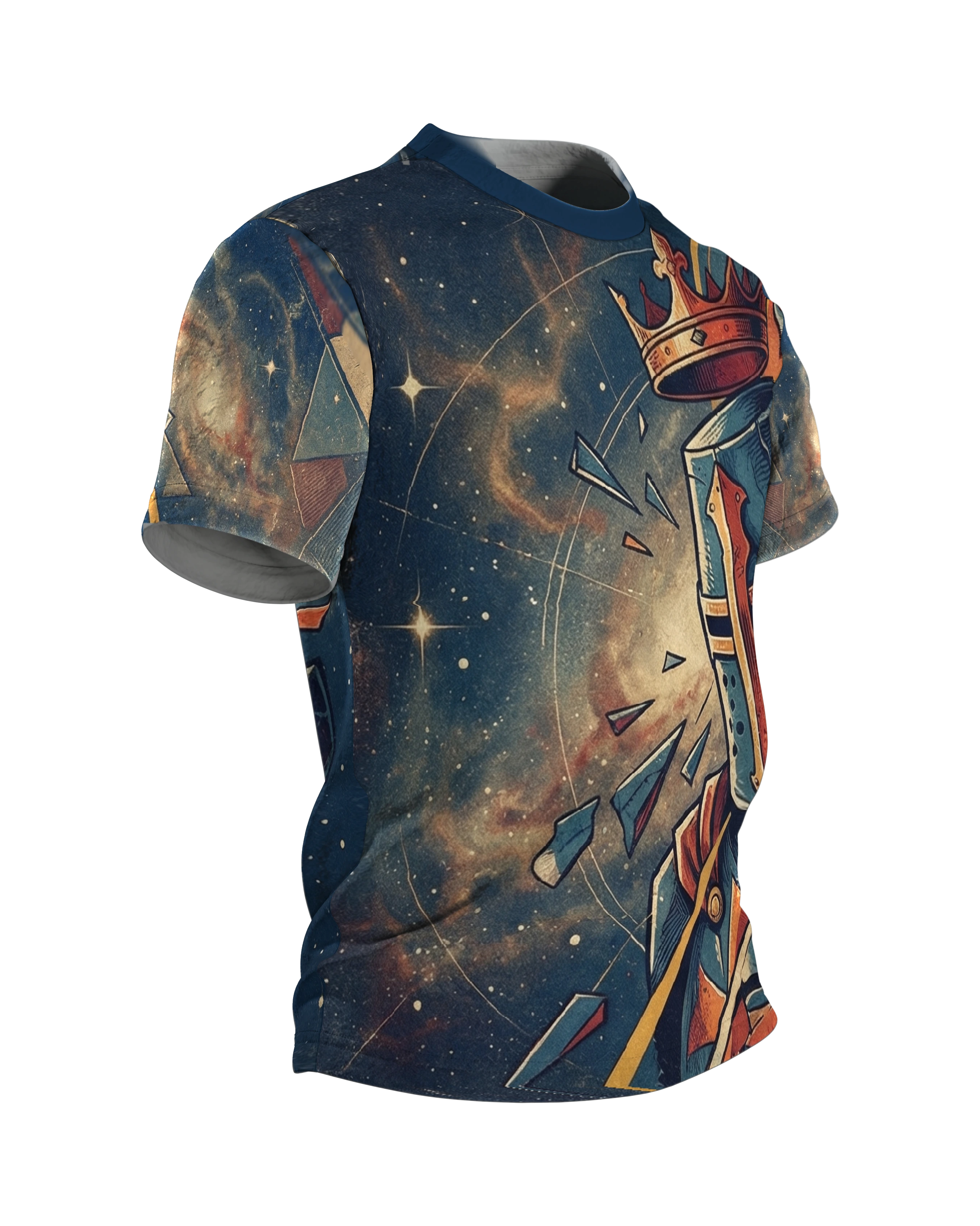 Kosmischer Kreuzritter T-Shirt: Helm und Krone im Sternennebel, Seitenansicht links