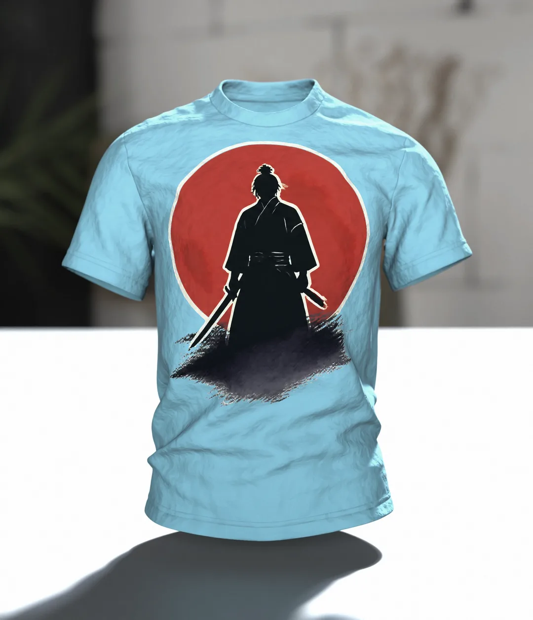 Samurai Silhouette Roter Mond T-Shirt: Mystisches Design, Im Raum
