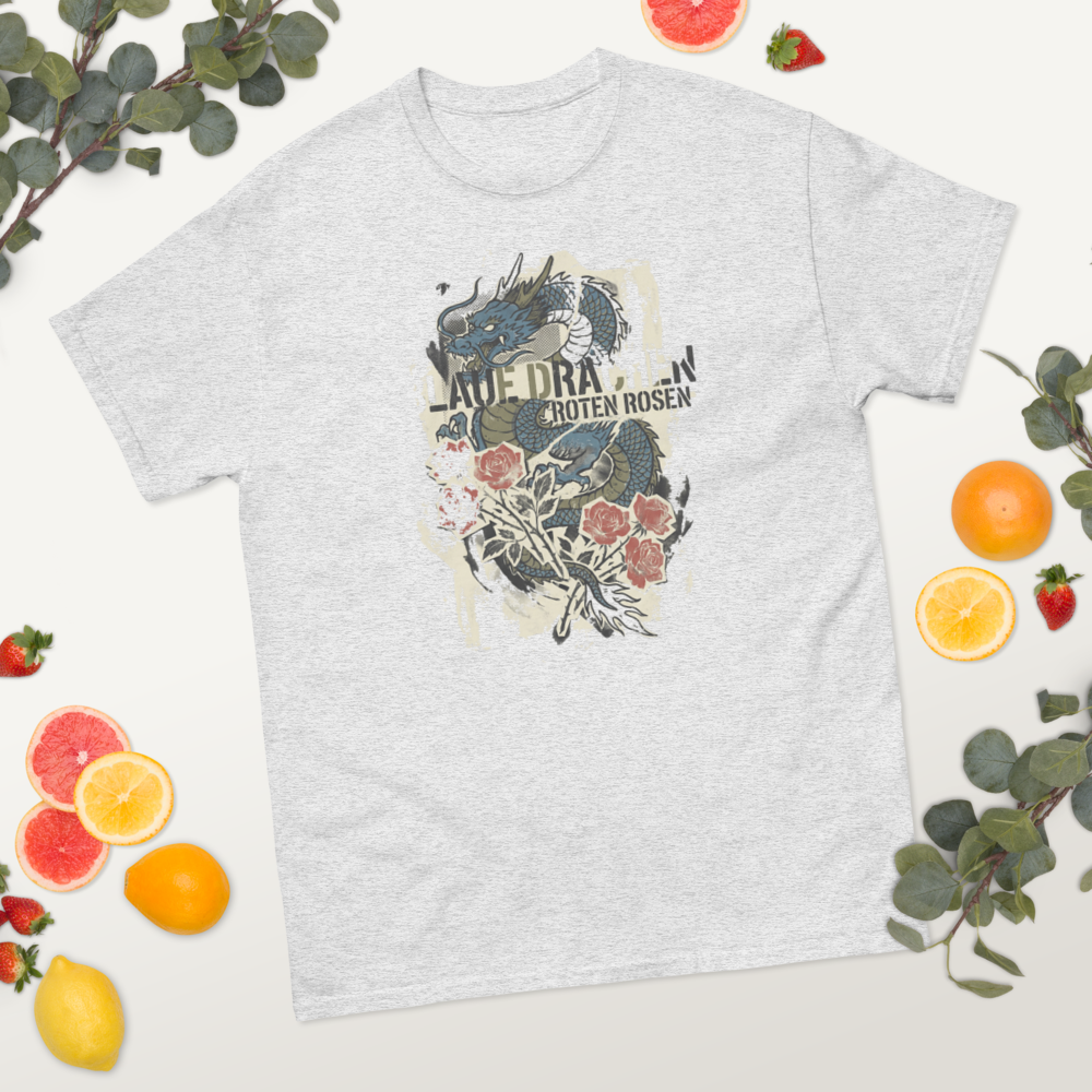 Asiatischer Drache und rote Rosen im Vintage-Collage-Stil T-Shirt