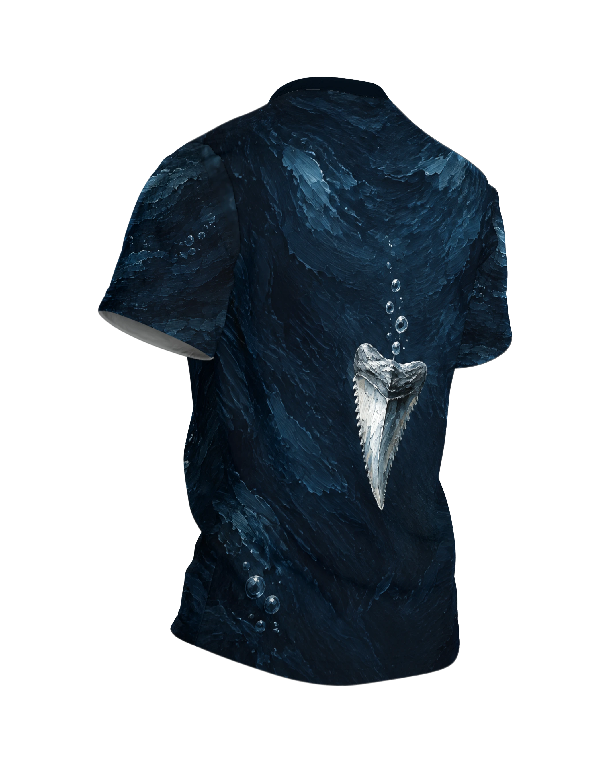 Weißer Hai Shirt: Haikopf in dicker Ölfarbe mit offenem Maul, hinten ein sinkender Haizahn, rundum bedruckt, Rückseite schräg rechts