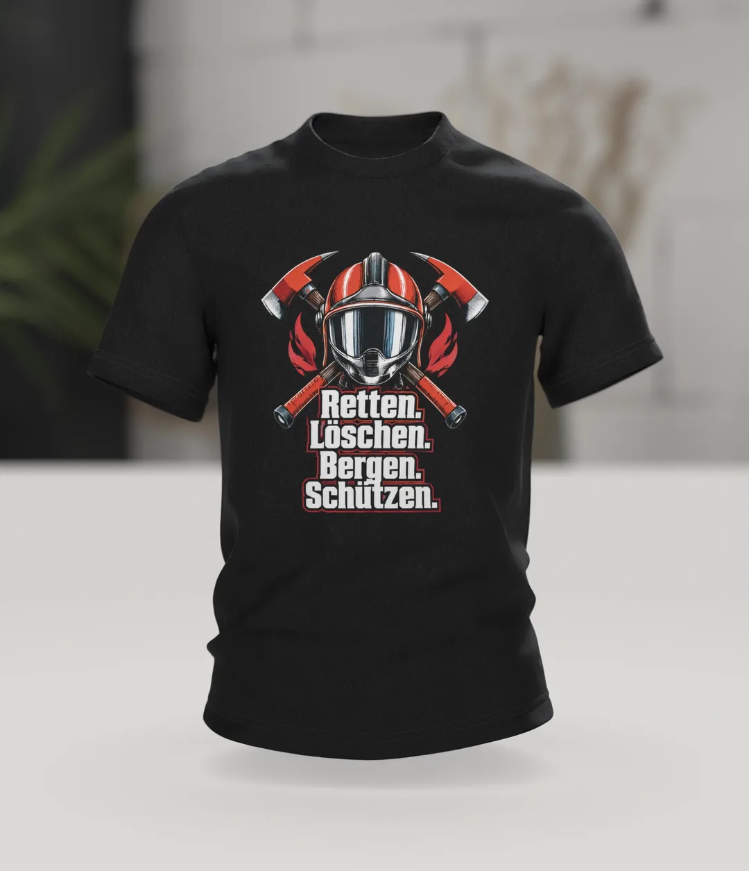Feuerwehr T-Shirt „Retten. Löschen. Bergen. Schützen.“, Im Raum