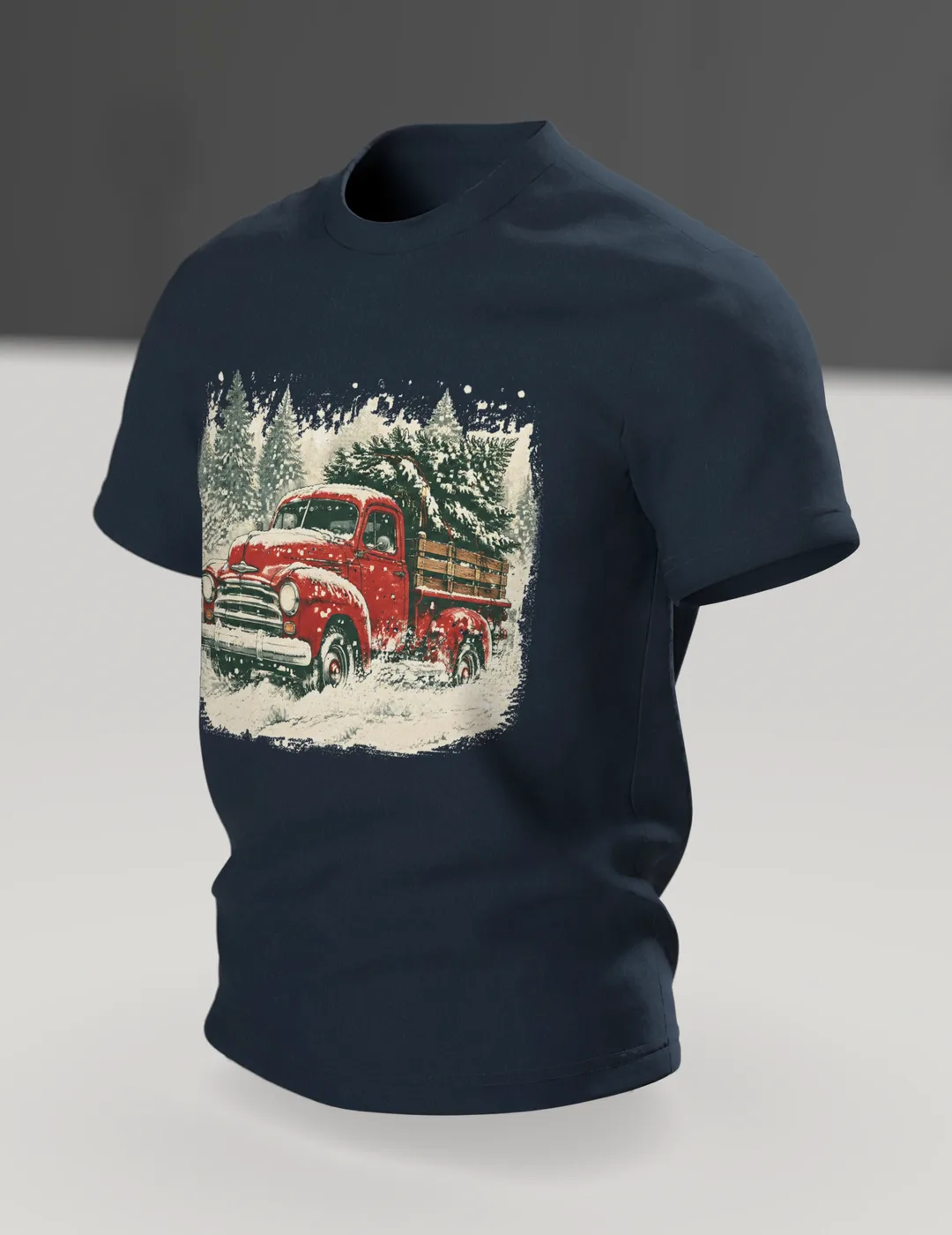 Vintage Truck T-Shirt: roter Truck mit Tannenbaum im Schneesturm, Retro-Stil, Im Raum, schräg