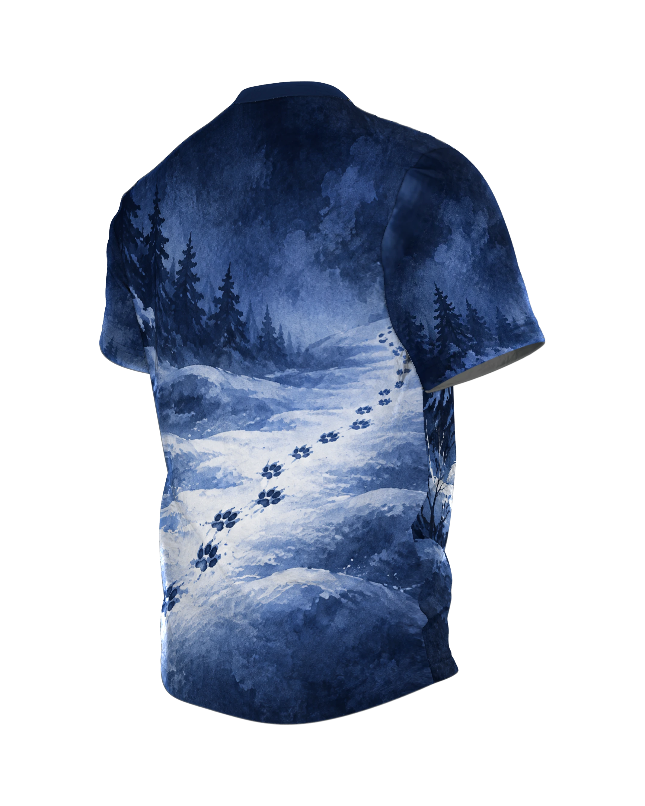 Fuchs im Schnee T-Shirt mit Vollmond über dem Winterwald, Pfotenspur auf dem Rücken, Tuschezeichnung in Blau und Weiß, Rückseite schräg links