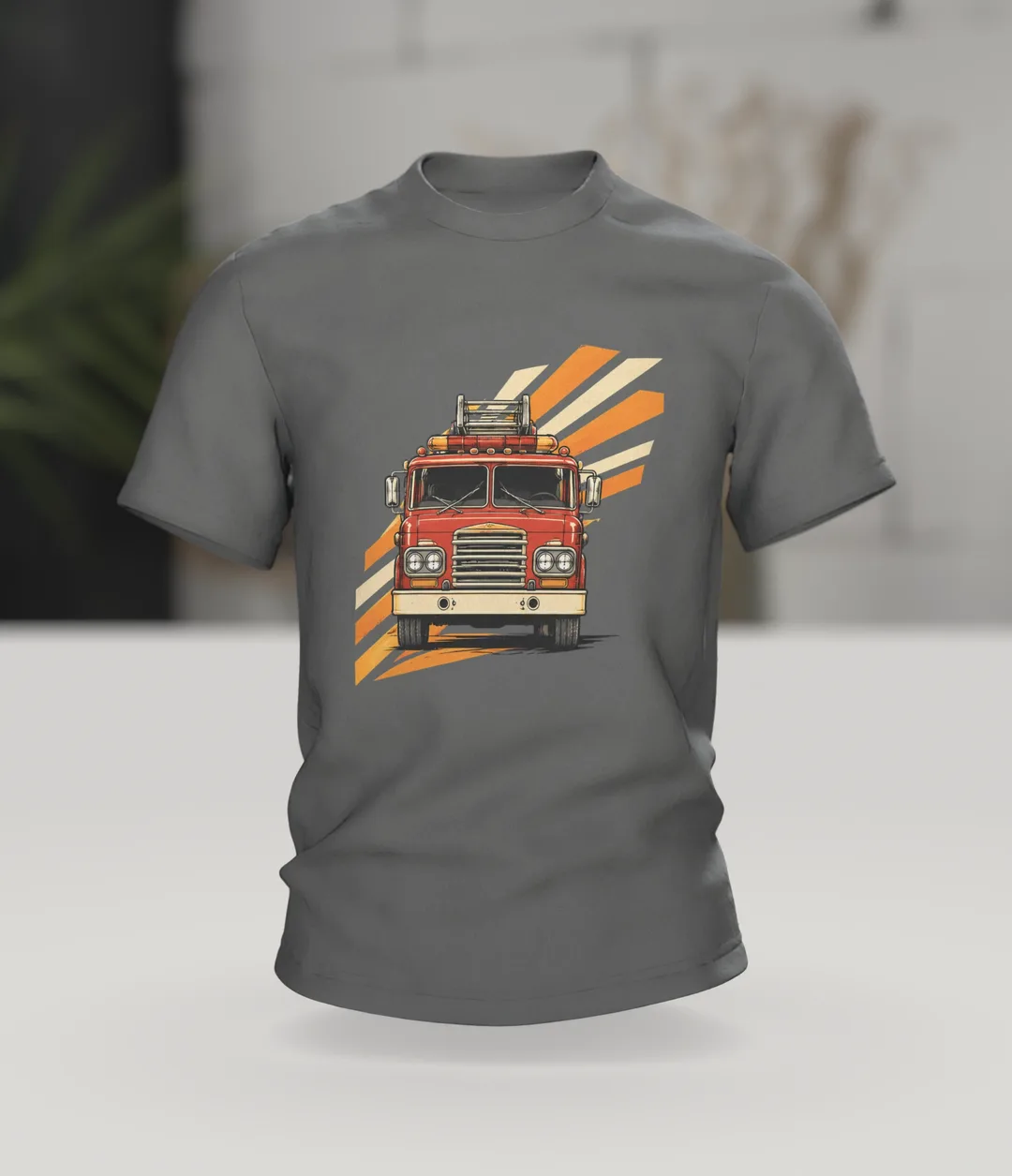 Feuerwehrauto T-Shirt: Löschfahrzeug im Retro-Look, Im Raum