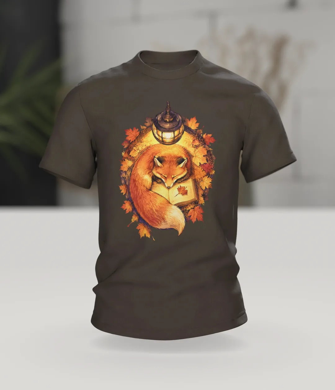 Lesender Fuchs T-Shirt: Lesestunde unter der Laterne, Im Raum
