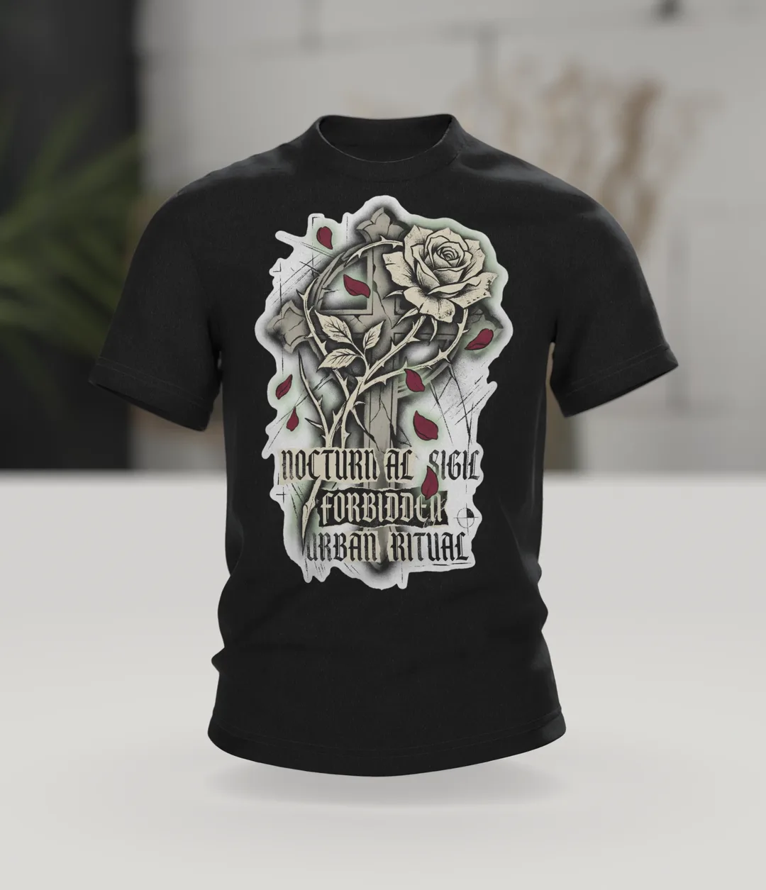 Gothic Rose Urban Ritual T-Shirt, Kreuz und Rose mit Schriftzügen Nocturnal Sigil und Forbidden, Dornen-Schrift am Rücken, Im Raum