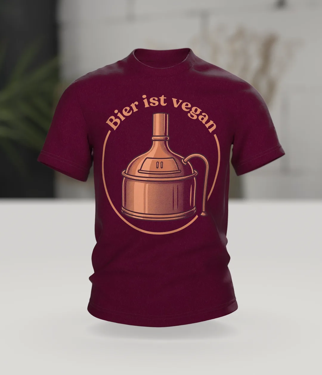 Braukessel T-Shirt "Bier ist vegan", Kupferkessel-Emblem im Retro-Stil, Im Raum