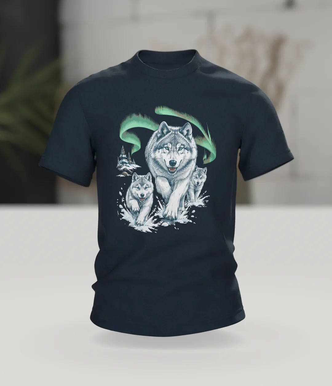 Wolf T-Shirt: Wolfsfamilie im Pulverschnee, Im Raum