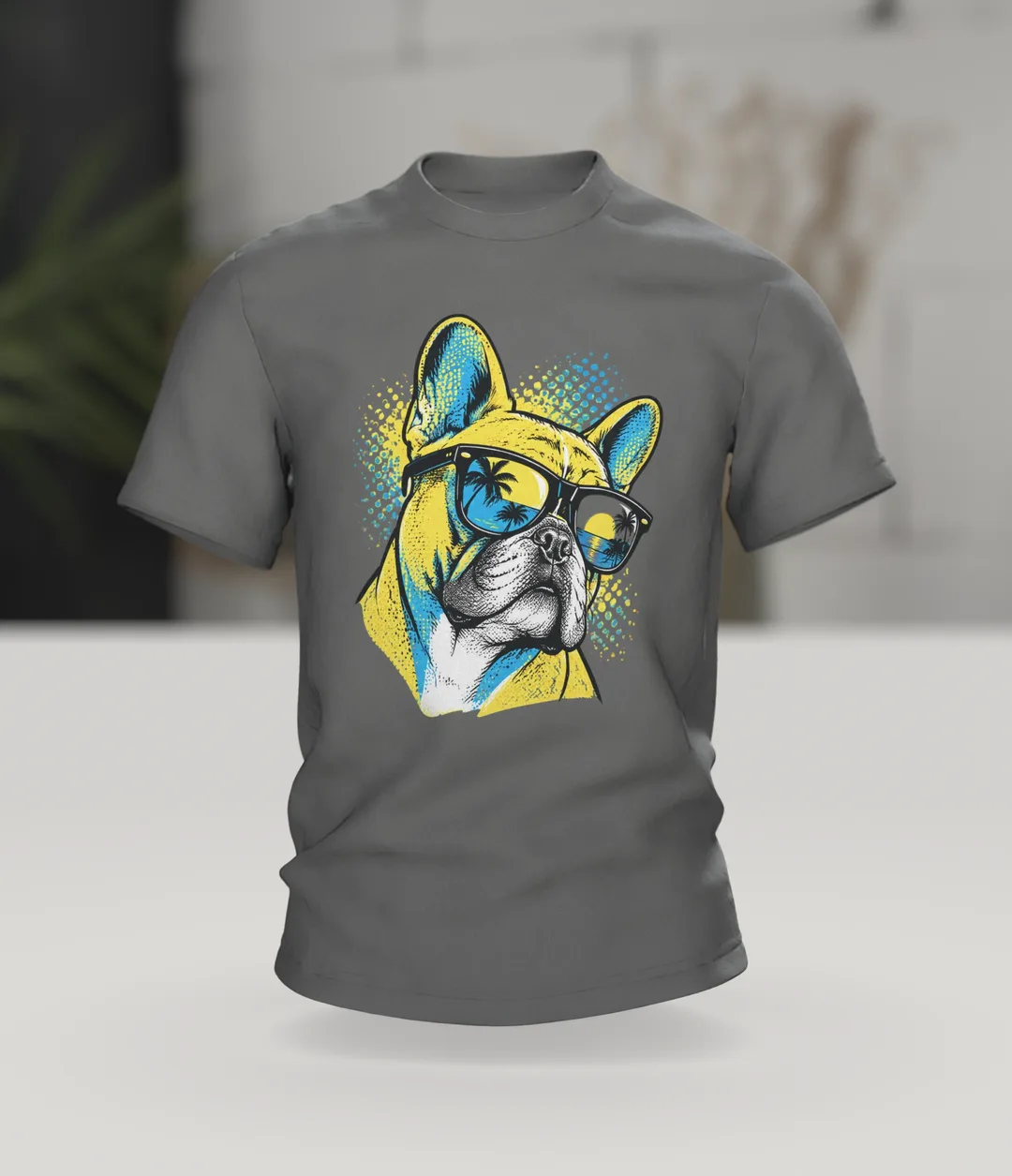 Französische Bulldogge T-Shirt für Herren im Pop Art Stil, Französische Bulldogge mit Sonnenbrille, Geschenk für Hundebesitzer, Im Raum