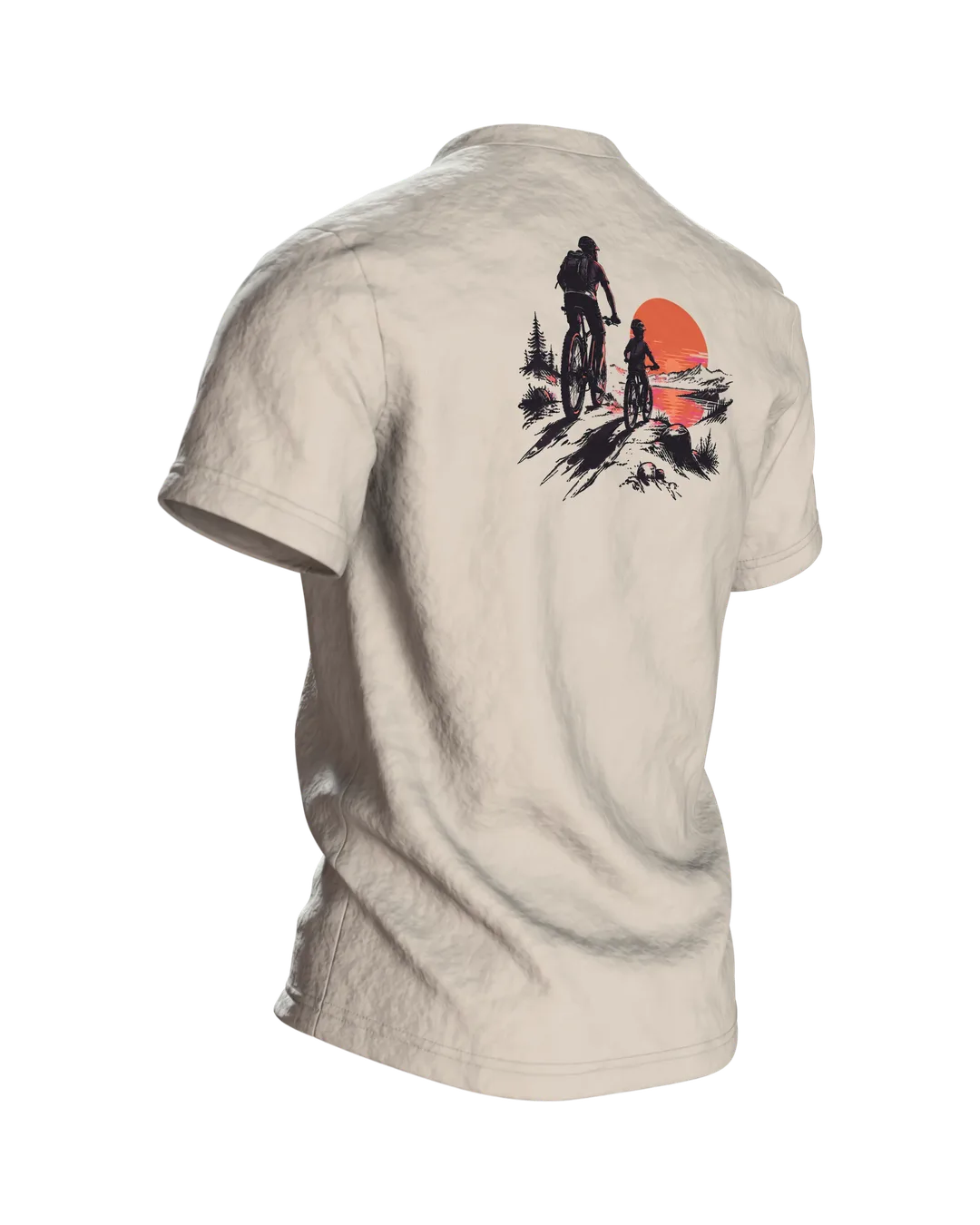 Mountainbiker T-Shirt: Vater und Kind auf Mountainbikes vor großer Sonne, Tusche-Silhouette als Geschenk für Papa, Rückseite schräg rechts