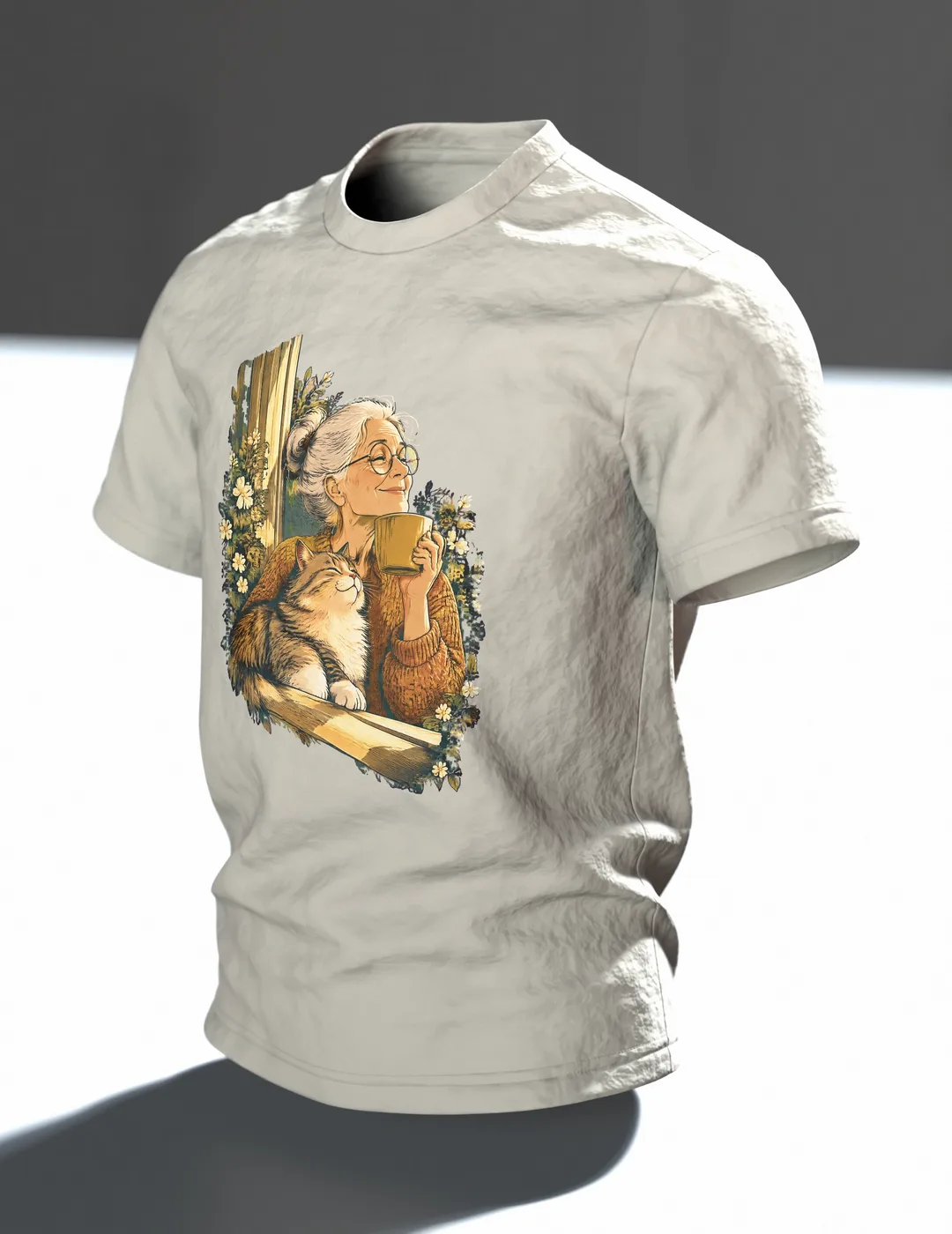 Katzen Oma T-Shirt: Kaffee am Fenster, warme Vintage-Illustration vorn und zweite Szene am Holztisch hinten, Im Raum, schräg