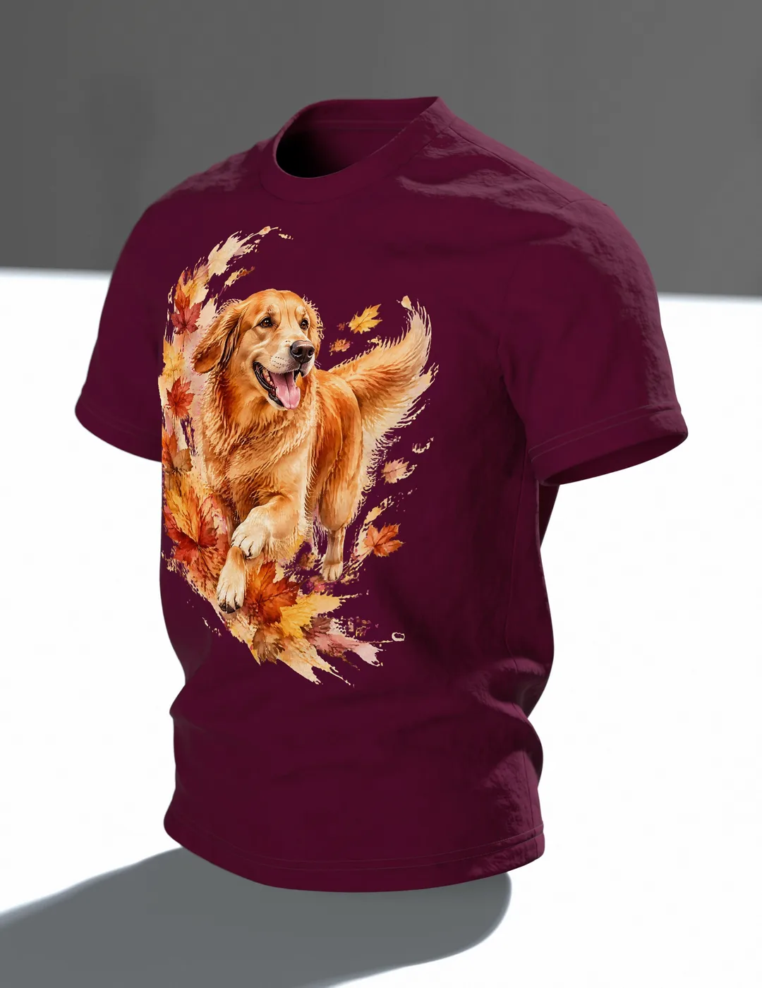 Golden Retriever Aquarell T-Shirt, Hundeporträt in Herbstfarben mit Ahornlaub, Vorder- und Rückenmotiv, Geschenk für Herrchen, Im Raum, schräg